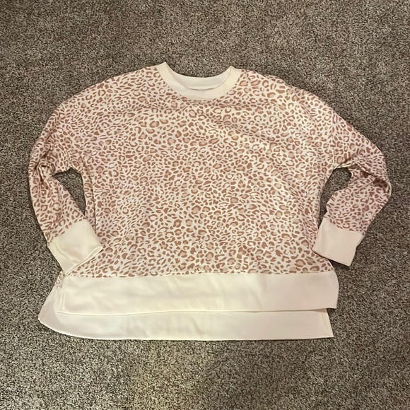 Time and Tru Tops - Thin sweatshirt